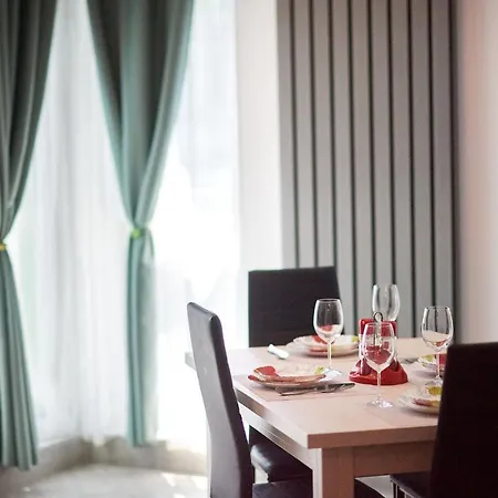 Rubic N Pool Apartman