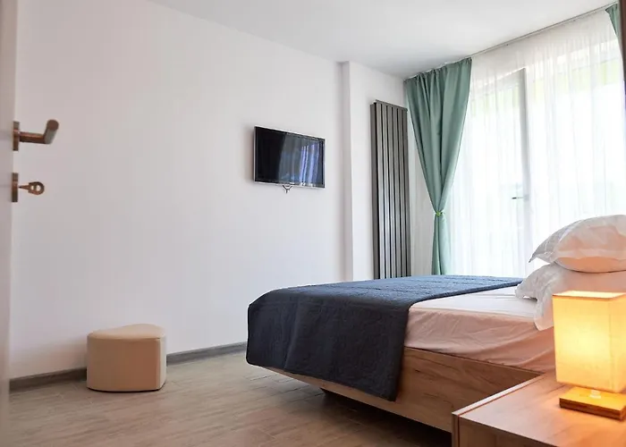 Rubic N Pool * Năvodari