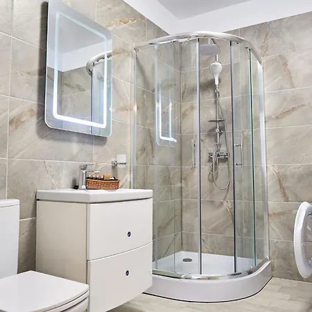 Rubic N Pool Năvodari